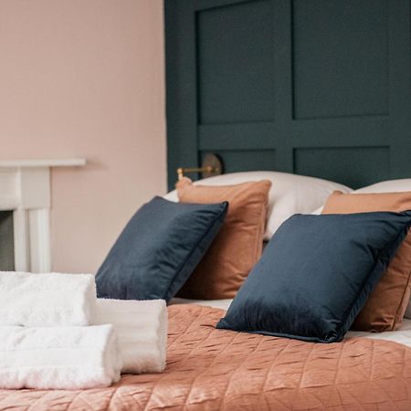 The Heathcock Boutique Hotel - Room 3 كارديف المظهر الخارجي الصورة